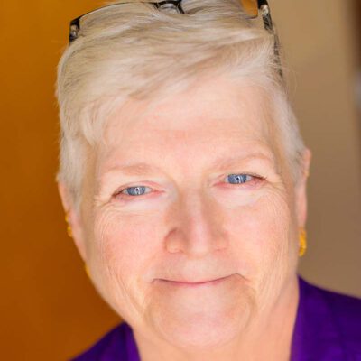 Ruth Denton-Graber headshot