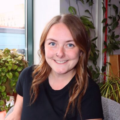 Dani Weller headshot
